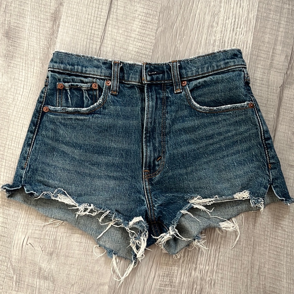 Abercrombie Mom Short